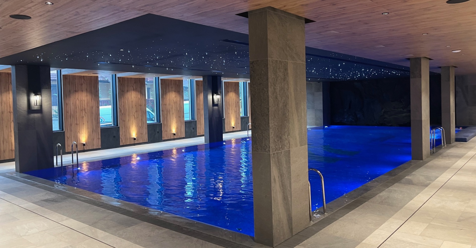 Mosaic for swimming pools