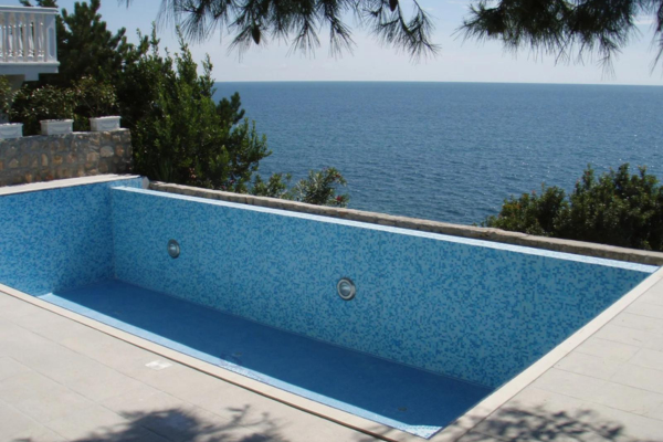 Swimming pool Dobre Vode