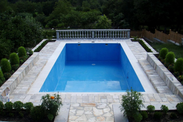 Swimming pool Ulcinj