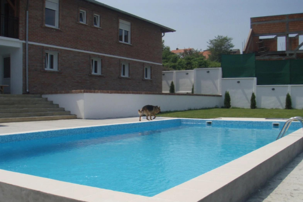 Swimming pool Visnjica