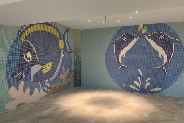 Mosaic pictures of children's motifs