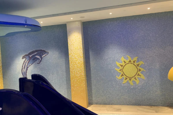 Mosaic pictures of children's motifs