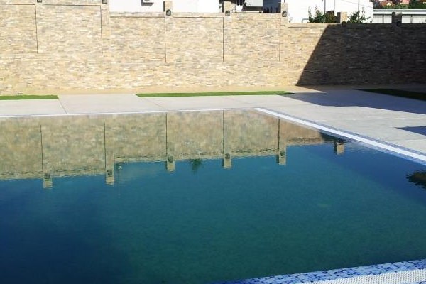 Private swimming pool Avala
