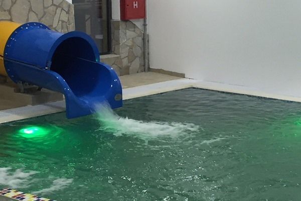 Wellness & Spa aqua park Hollywoodland