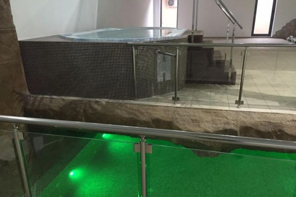 Wellness & Spa aqua park Hollywoodland